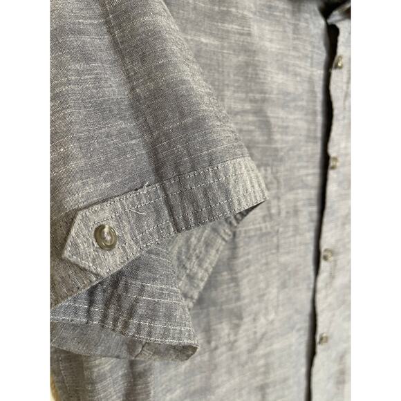 NM Nicole Miller Men's Button-Down Short Sleeve Cotton Blue Shirt Small - Picture 3 of 8